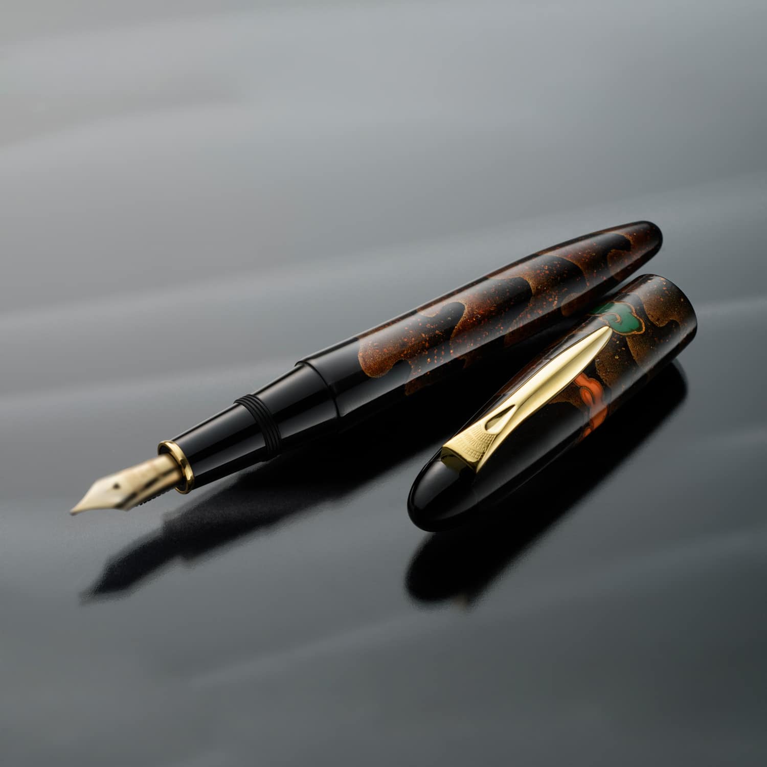 八雲塗り 『銀線八雲』 『銀線研ぎ八雲』 | プラチナ万年筆