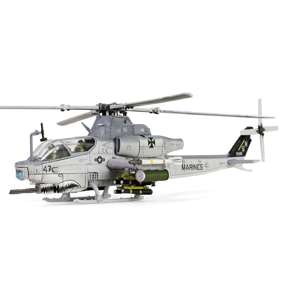 完成品 :: 飛行機 :: アメリカ軍 AH-1Z ヴァイパー 第3海兵航空団