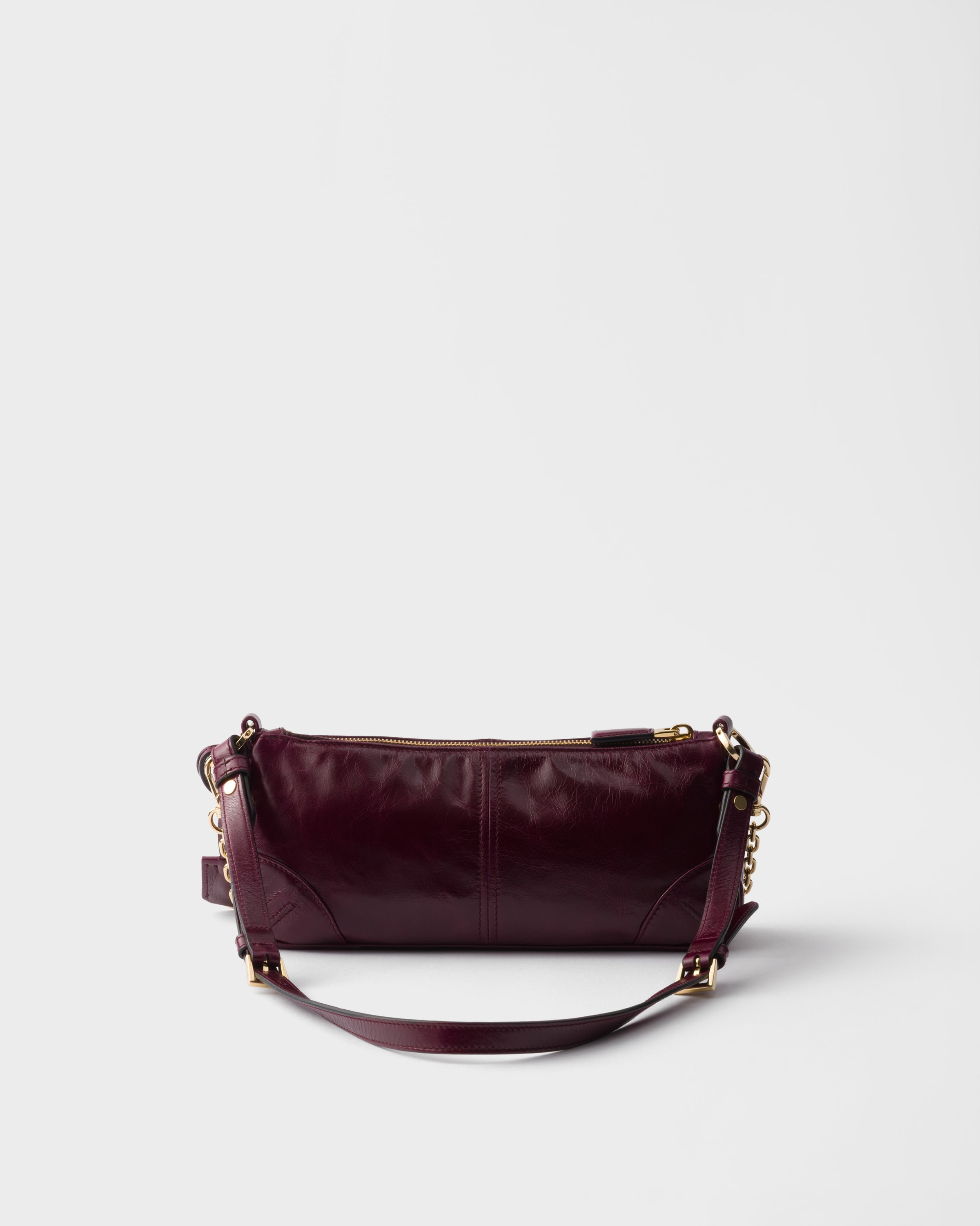 バーガンディ プラダ Re-edition 2002 ミディアム レザー ショルダー