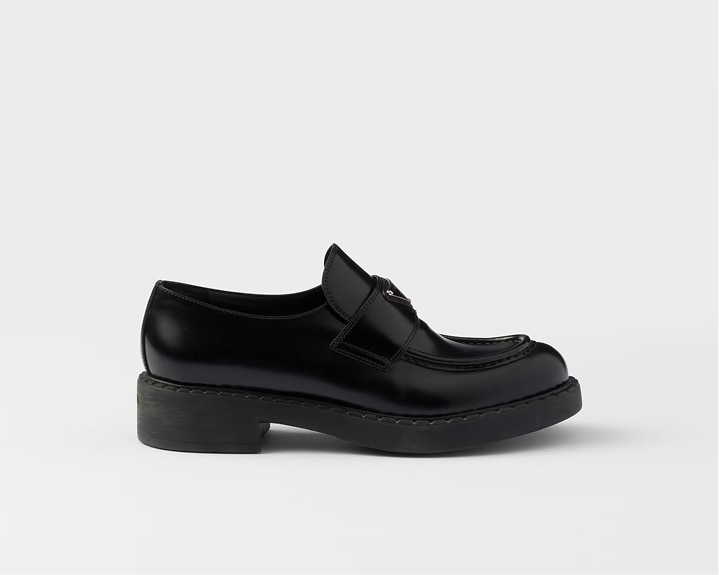 ブラック トブラックレザー ローファー | PRADA