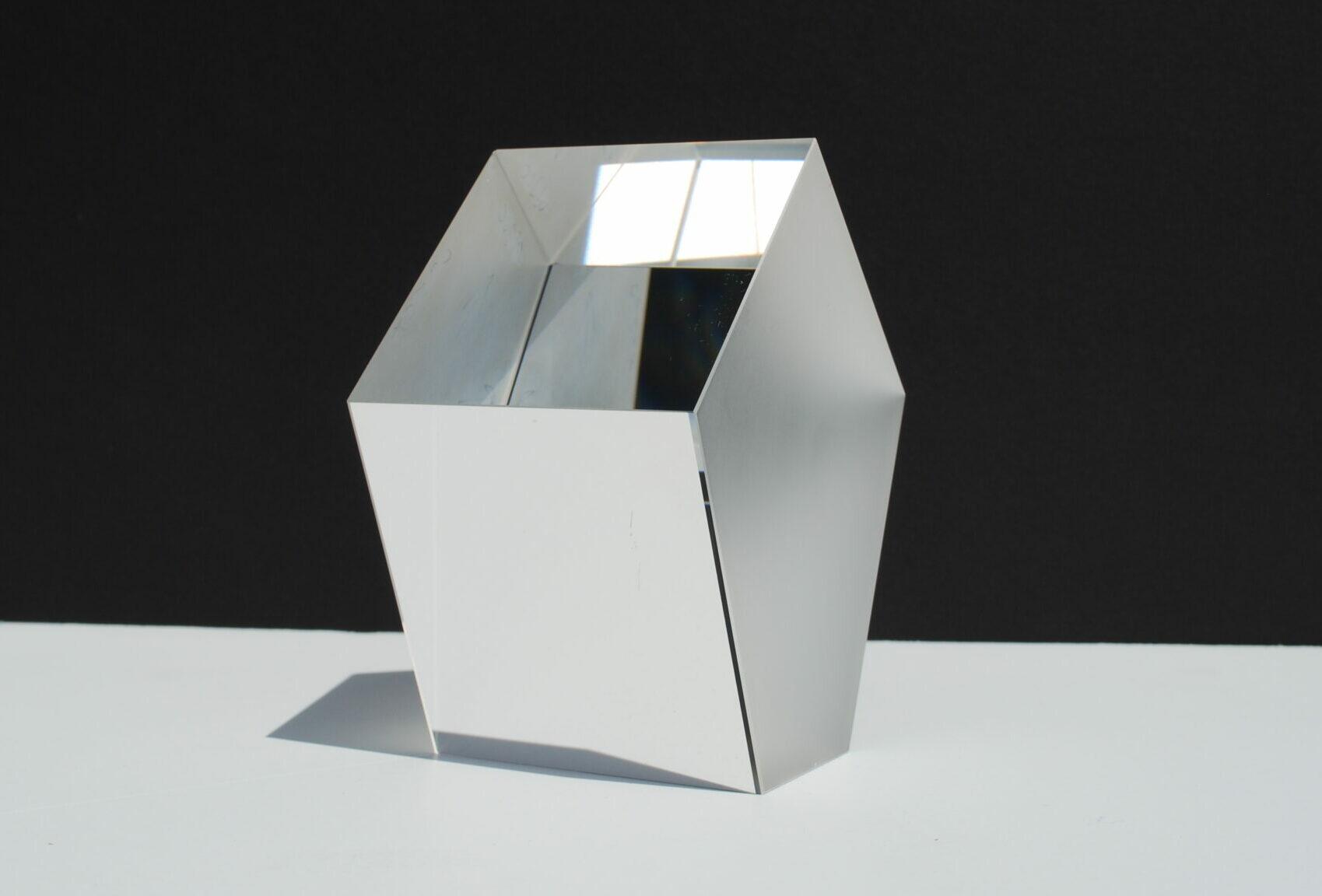 Penta Prisms - Precision Optics | Prisms | Custom Prisms