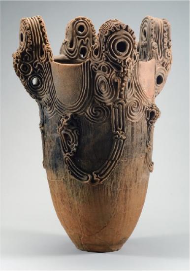 山梨県／埋蔵文化財センター_遺跡トピックNo.0464安道寺遺跡出土の水煙