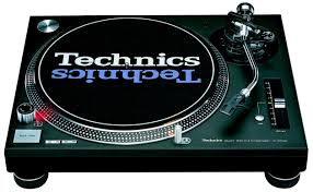 Technics SL-1210 Mk2 Turntable Hire | DJ Equipment Rental | UK