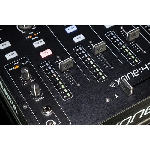 Allen & Heath XONE:43 – 4+1 Channel Analog DJ Mixer (B-Stock