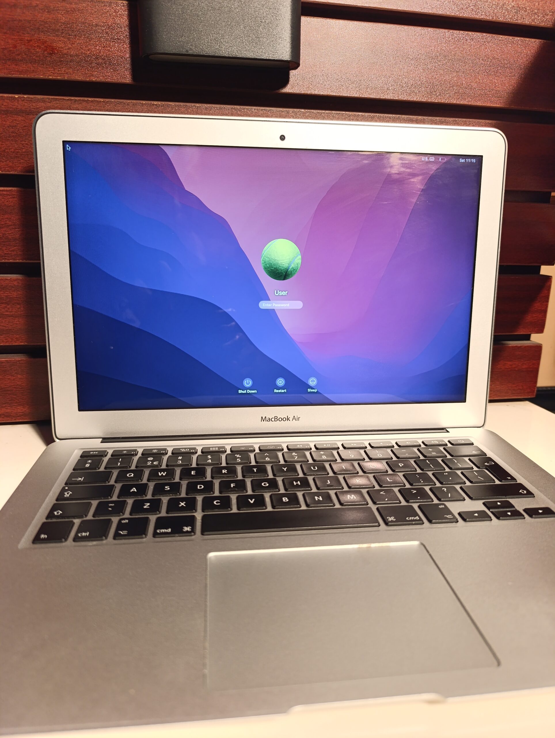 Apple MacBook Air 2015 – Intel Core i7 (2.2GHz) – 128GB SSD – 8GB