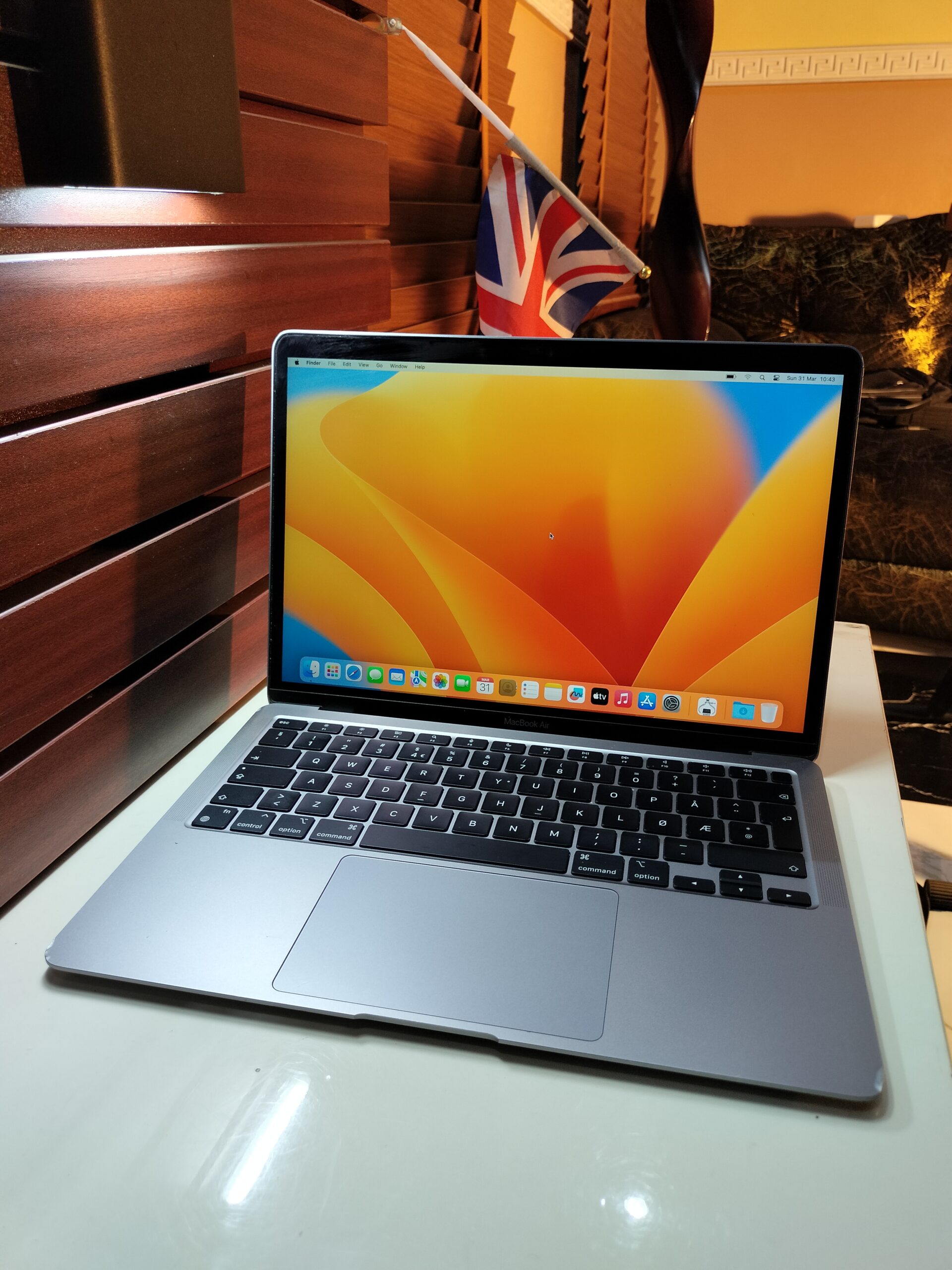 Apple MacBook Air 2020 - M1 - 256GB SSD - 8GB RAM - PSERO LAPTOP