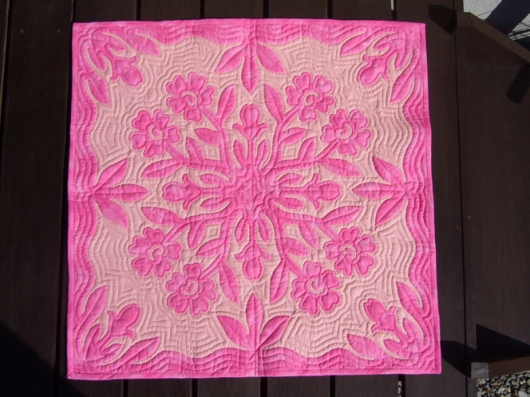 ロケラニのタペストリー(75) [ハワイアンキルトバッグのキルト・ラナイ