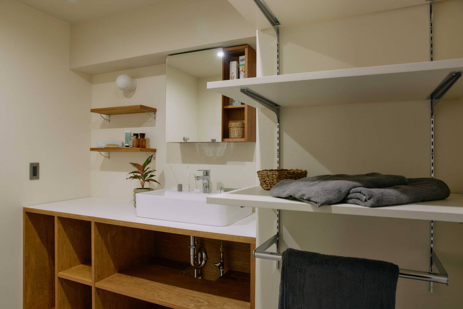 棚付きボックスミラー ラワン | KB-AC018-04-G141 | ミラー | 洗面