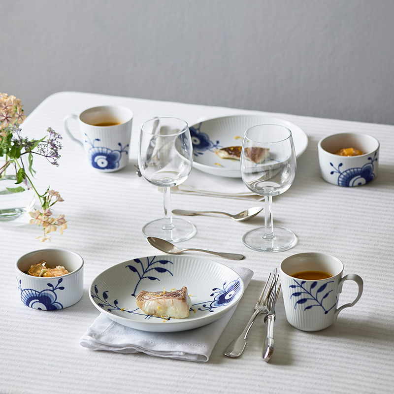 ブルーフルーテッド メガ オーブンウェア スフレ ペア|ロイヤル