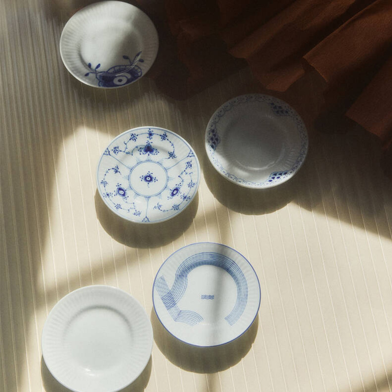 ヒストリーミックス ミニプレート5柄セット 2025|ロイヤル