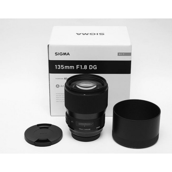 Sigma 135mm f/1.8 DG HSM Art Lens for Nikon F-Mount Cameras