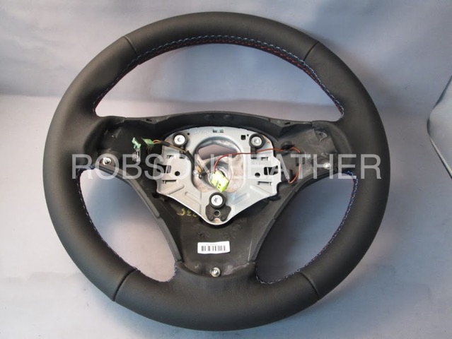 BMW E82 E88 1シリーズクーペ/カブリオレ 純正ステアリングの本革