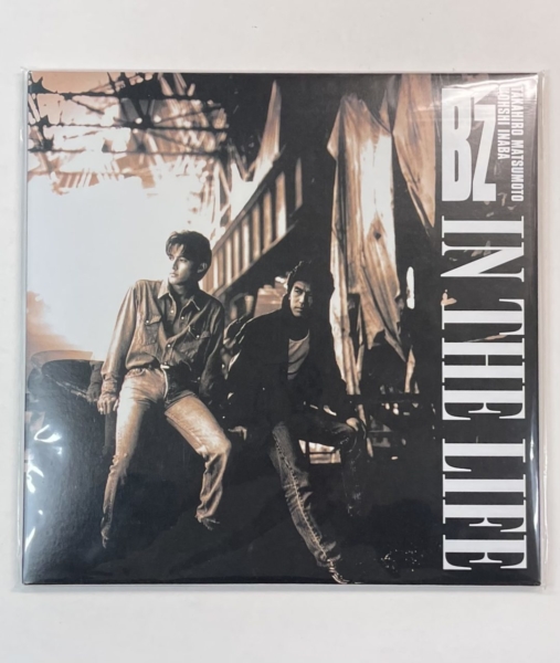 B'z 限定レコード IN THE LIFE 30th Year Exhibition SCENES | 音楽