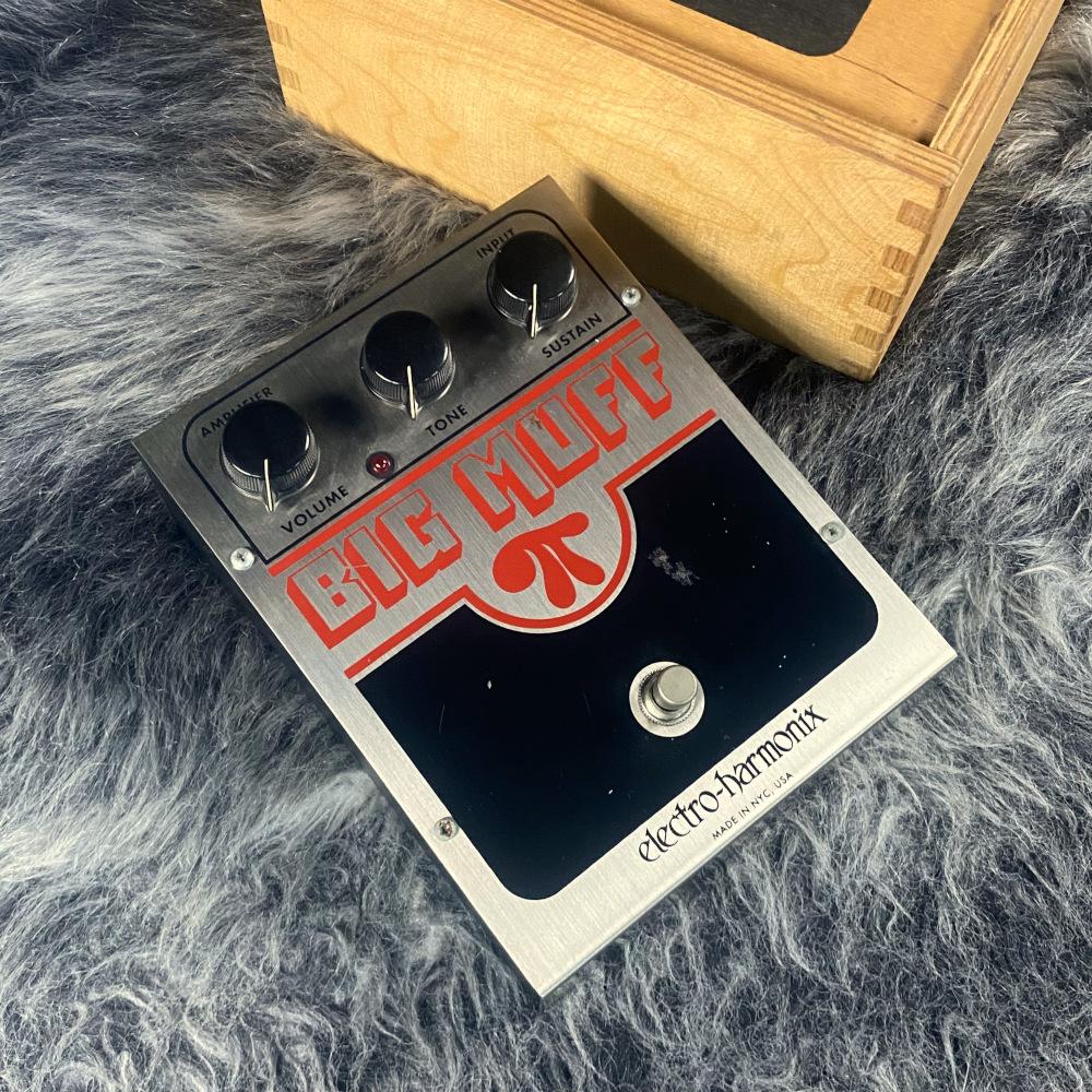 BIG MUFF リイシュー初期型【木箱付き】 electro-harmonix / BIG MUFF π リイシュー現行と初期の比較