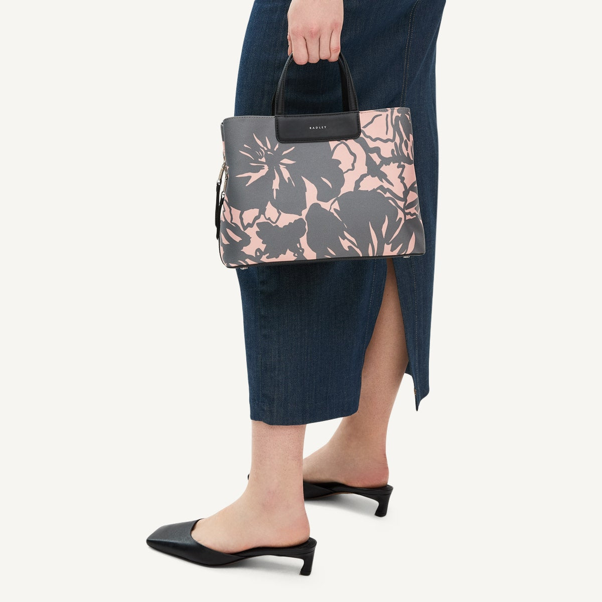 Responsible Ziptop Floral Grab Bag Black | Southwell Gardens SS25