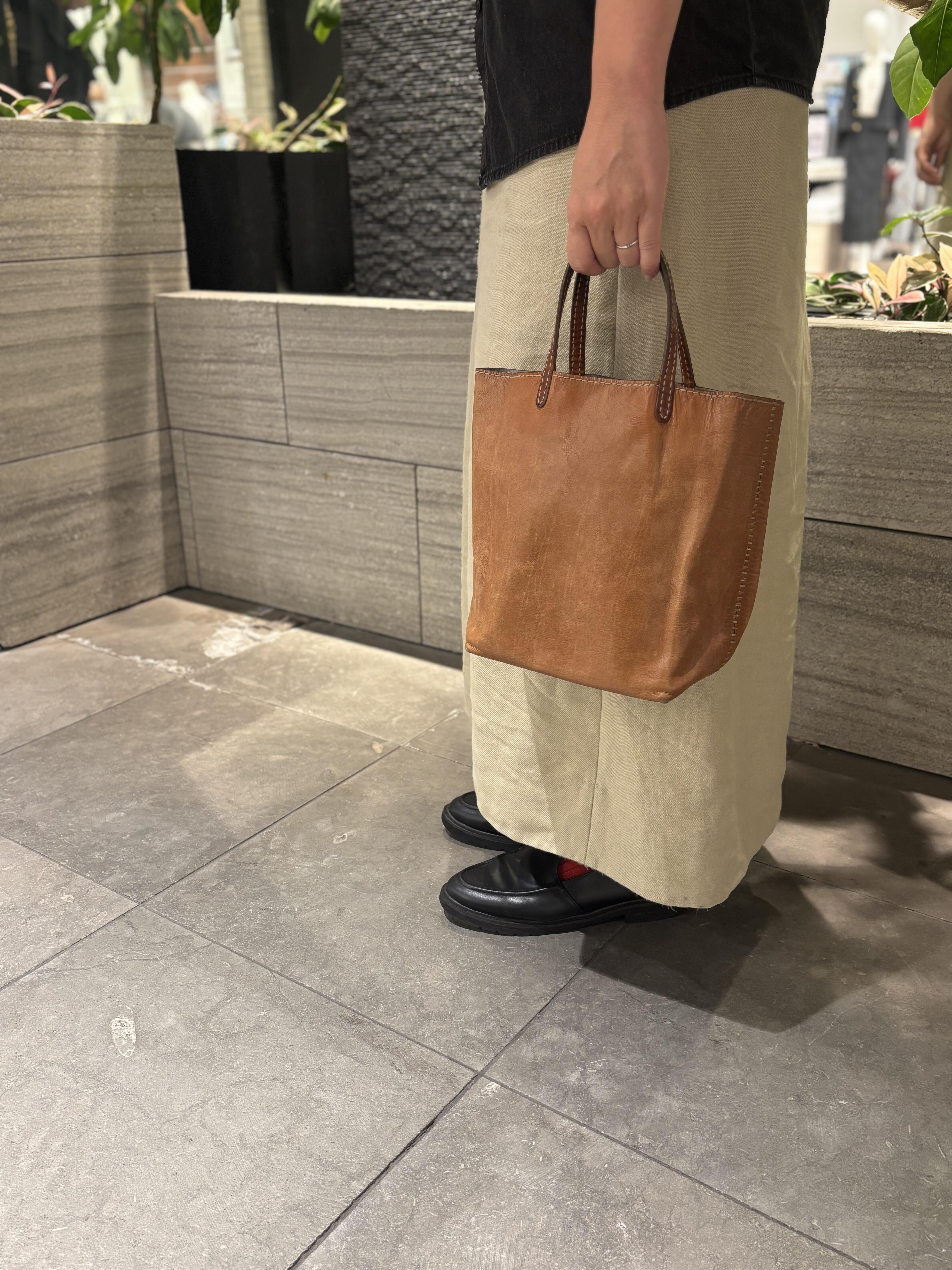 Henry Cuir】使う人に馴染むバッグ｜【公式】ブランド古着・中古通販は