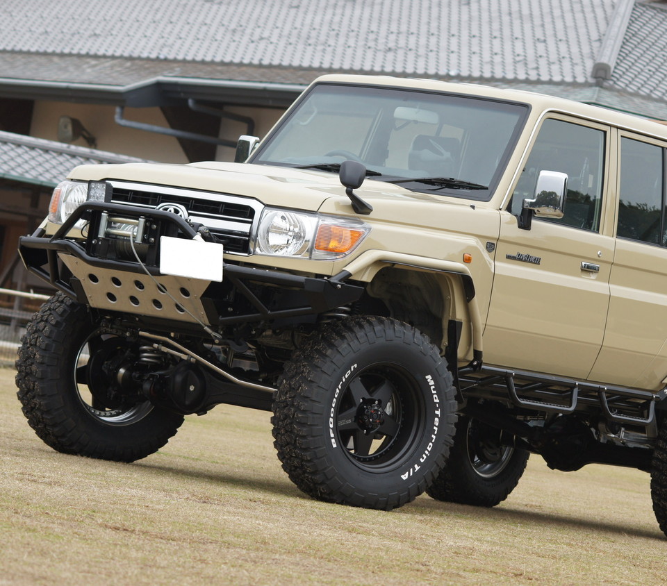 GALLERY : ZZYZX MZ200 + TOYOTA Land Cruiser 70 : 日本発 4WD