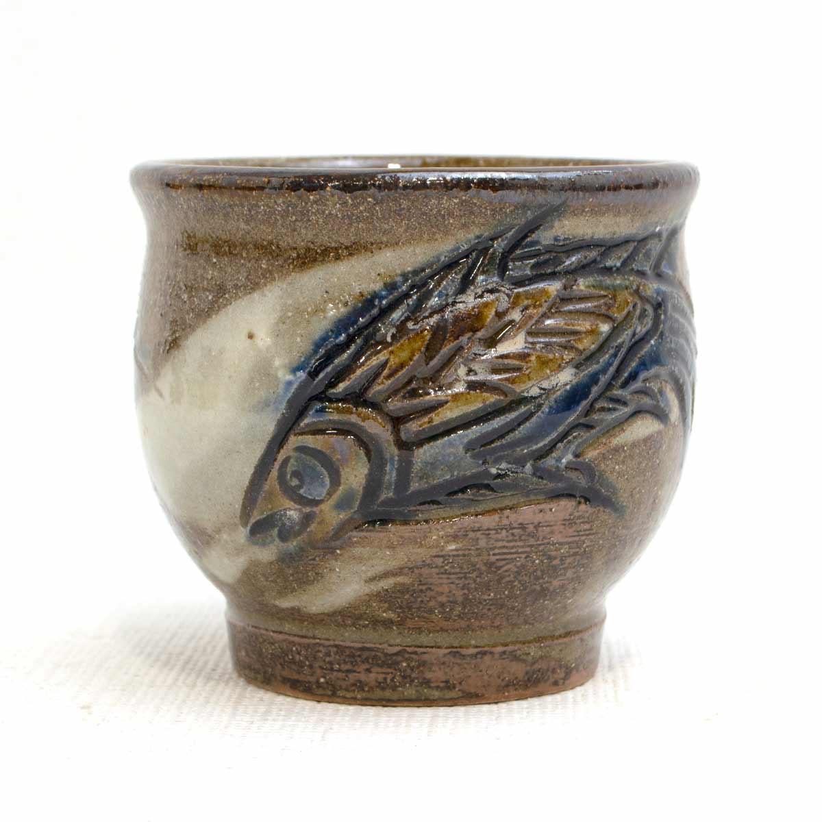 楽天市場】金城吉彦作 読谷壷屋焼 湯呑 小 全9柄(2-1) 沖縄 魚紋 海老