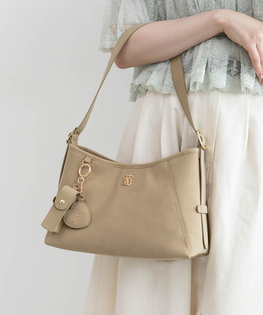 チャーム付きワンショルダーバッグRANDA公式サイト