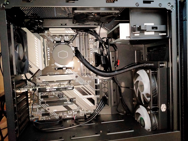 自作PC】初心者でもできた組み立て手順を画像とイラストで解説 | 自作PC