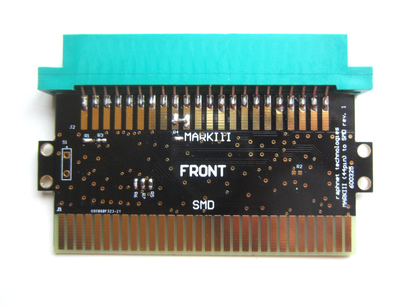 日本のマスターシステム、マークIII→メガドライブへアダプター