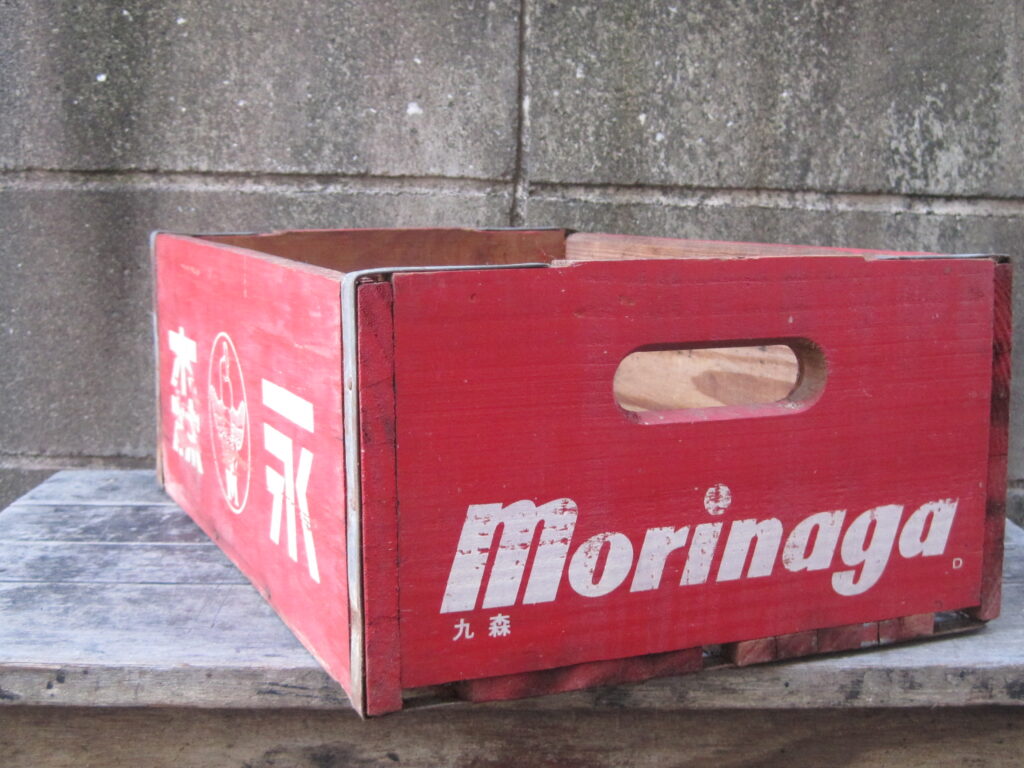 商品NO、B-121 森永牛乳木箱 赤 SOLDOUT | 骨董＆リサイクルショップ活