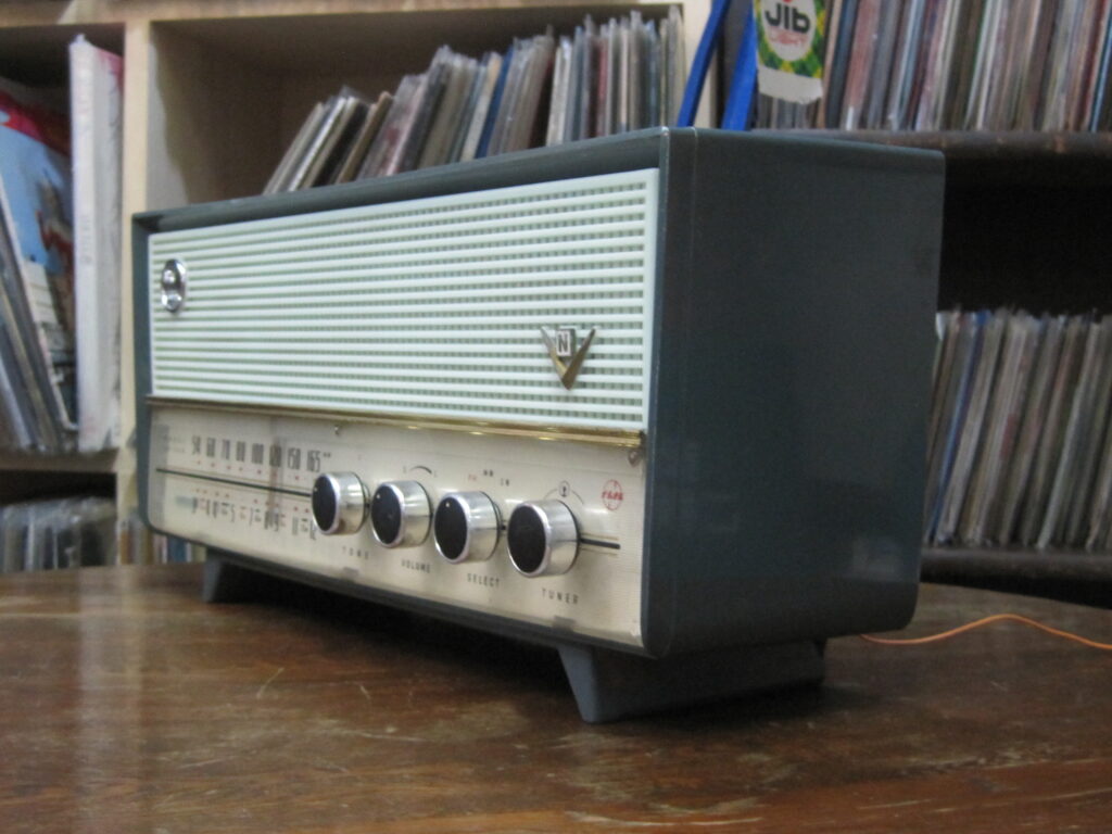 商品NO、R-362 ナショナル真空管ラジオ SOLDOUT | 骨董＆リサイクル