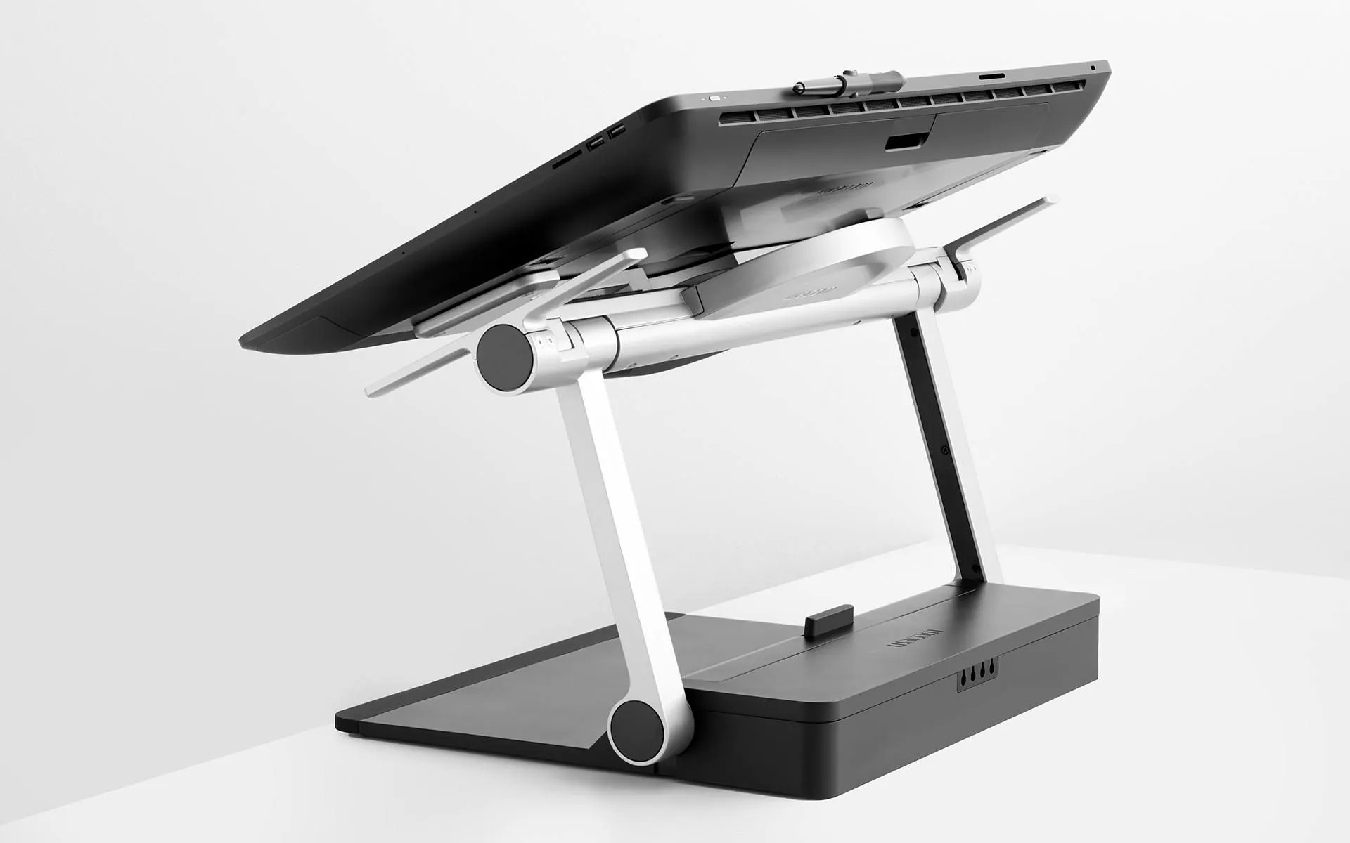 Wacom Cintiq Pro 24 Ergo Stand – Ready2STEM