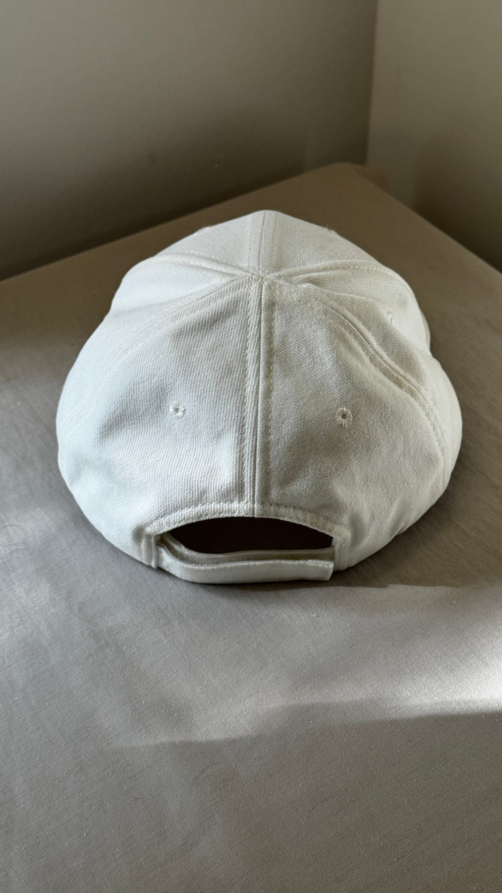 BALENCIAGA Archetype Cap White – REAWAKE