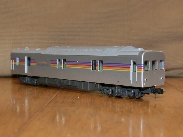 TOMIX カヤ27-501 入線，LED室内灯取り付け，カプラー交換 | でたとこ