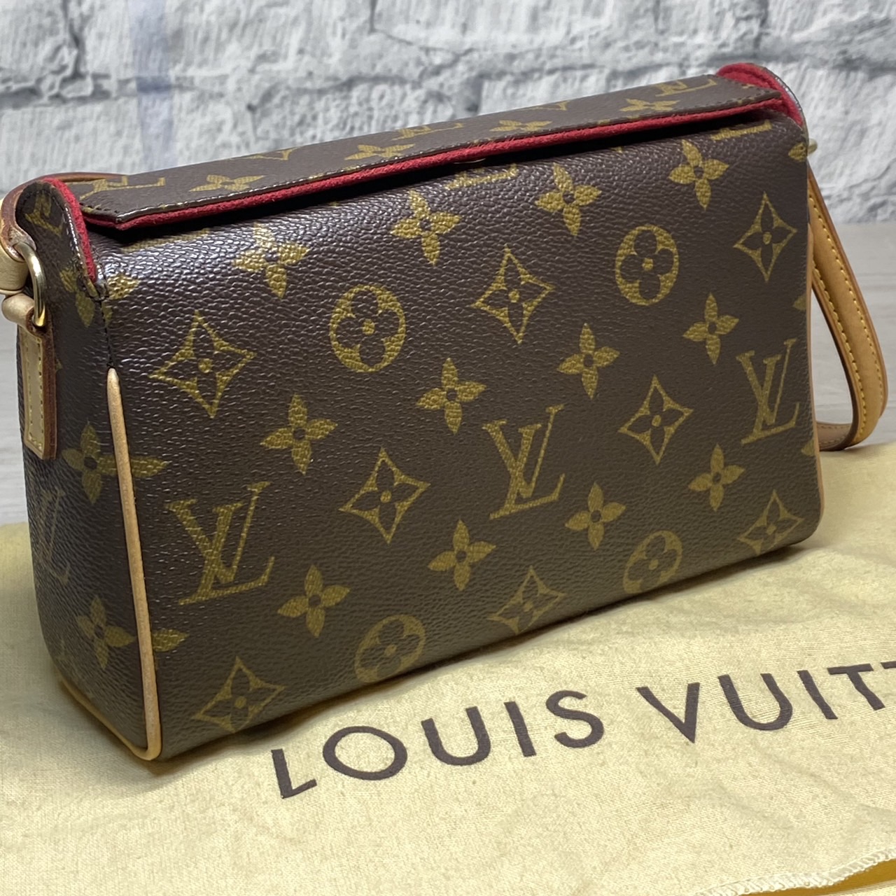 Louis Vuitton】Louis Vuitton ルイ・ヴィトン モノグラム レシタル