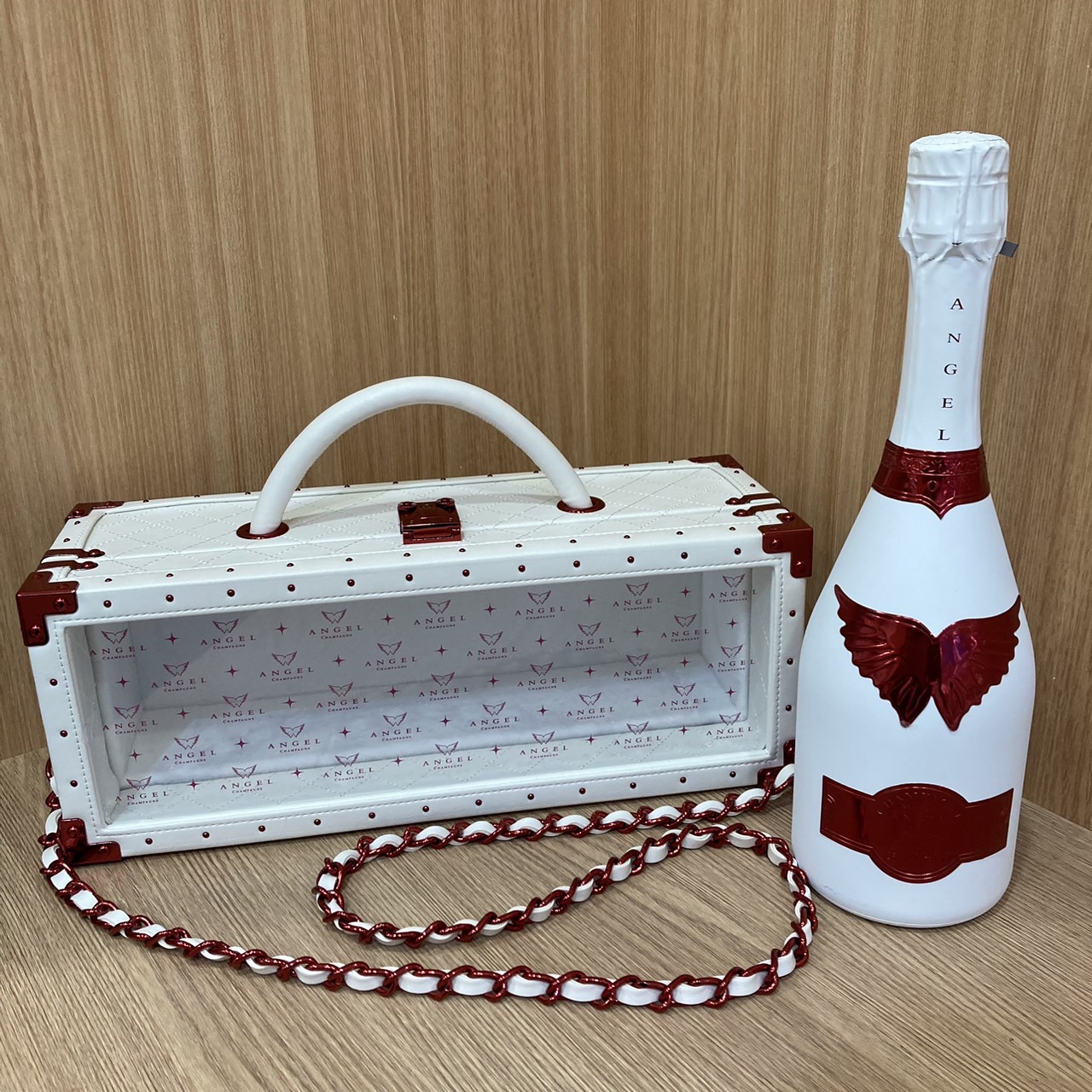 エンジェル シャンパン ロゼ ホワイト クリスマスエディション をお