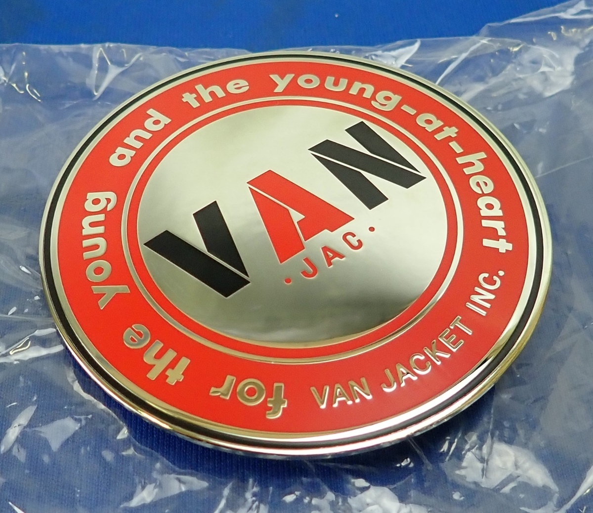 VAN JAC 丸VAN カーバッジ グリル バーガンディ ヴァンヂャケット