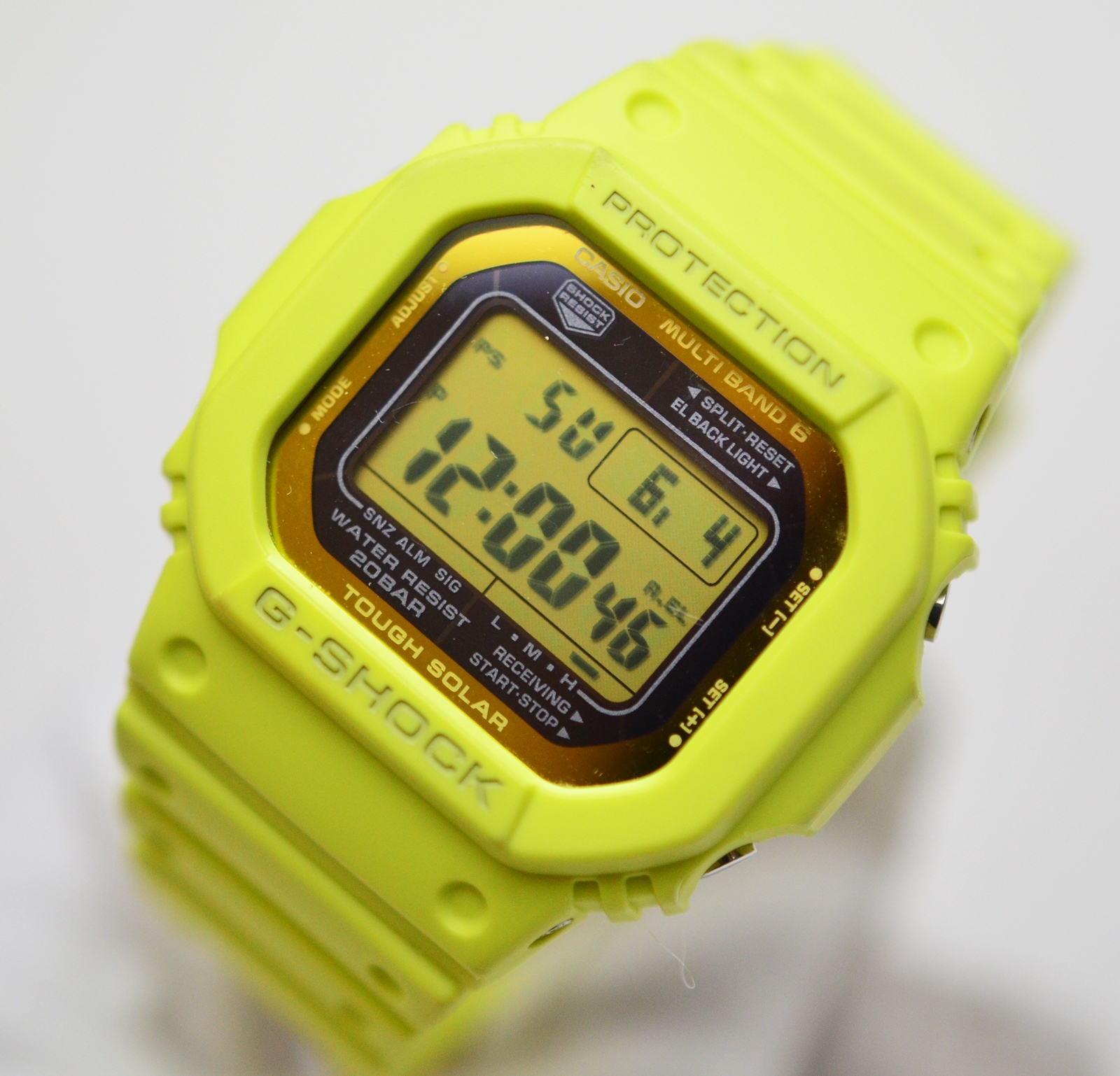 CASIO G-SHOCK 電波ソーラー 腕時計 GW-M5610MD-9JF ネオンイエロー