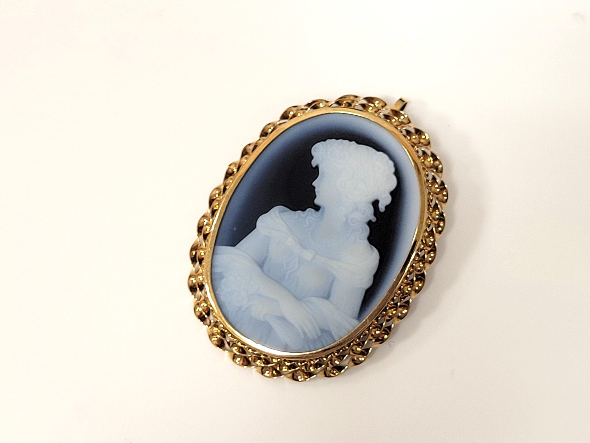 K18 カメオ ブローチペンダント】 買取価格とカメオの査定ポイント