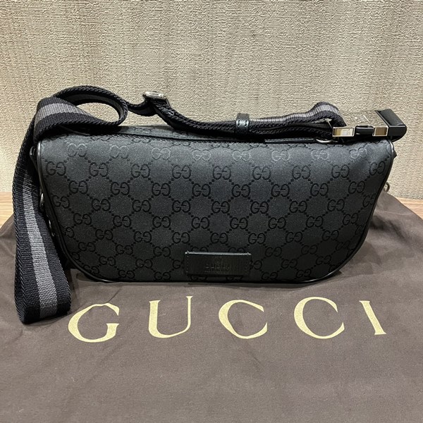 グッチ ボディバッグ ウェストポーチ GGキャンパスのお買取金額ご紹介
