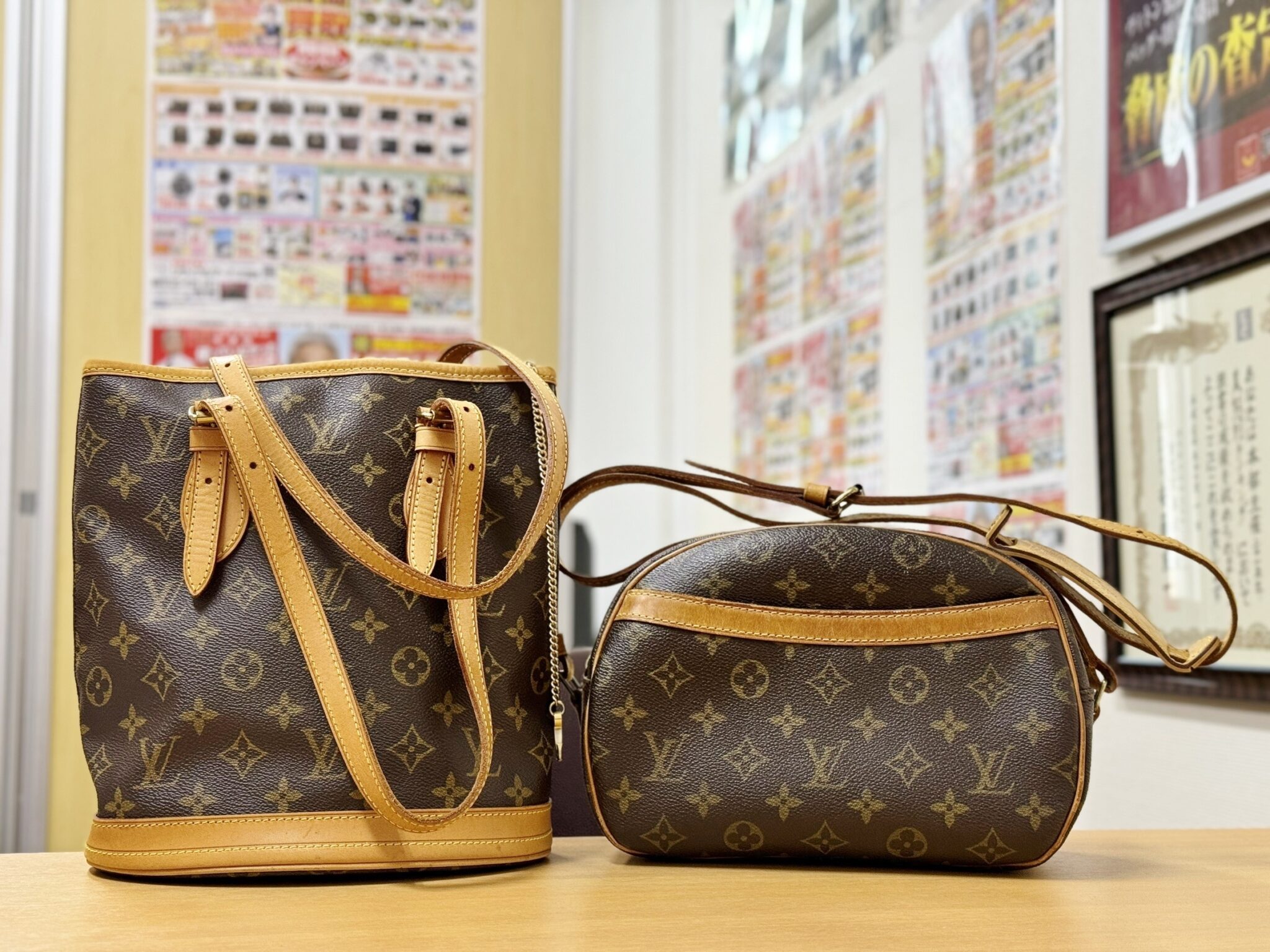 LOUIS VUITTON(ルイヴィトン) モノグラム M51221 廃番 ブロワ