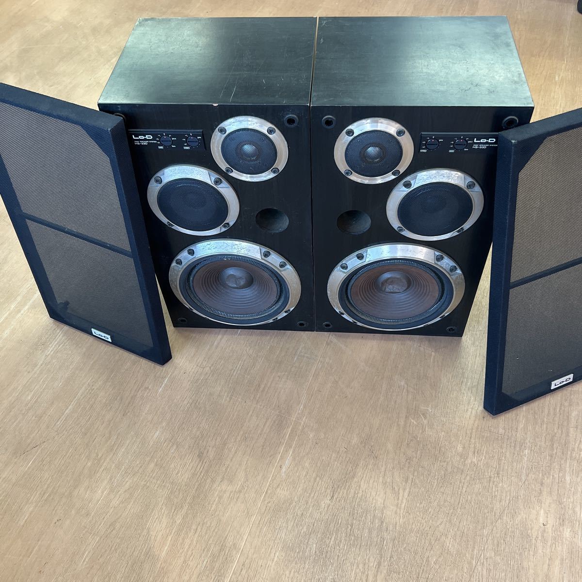 Lo-D ローディ HS-33D スピーカー ペア 3wayスピーカーシステムを買取