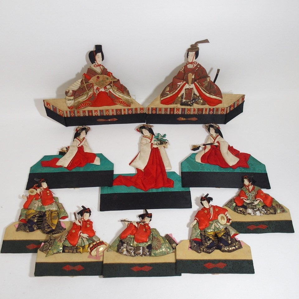 押絵雛 雛人形 十人揃 10点セット】お売りいただきました。骨董品買取