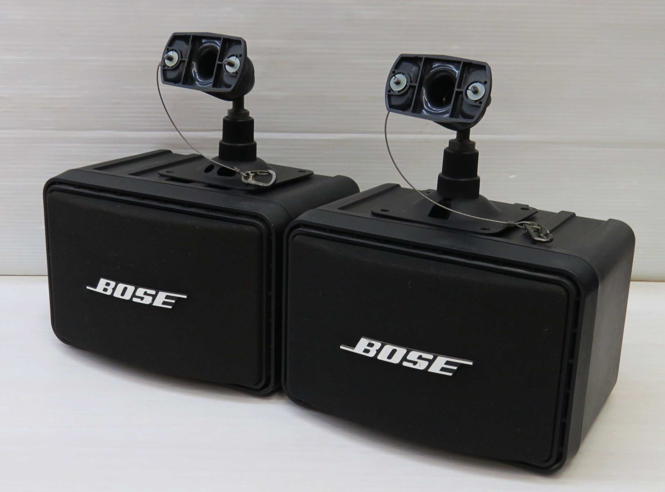 BOSE 111AD スピーカーペア（ブラケット・マニュアル付き） BOSE 111AD