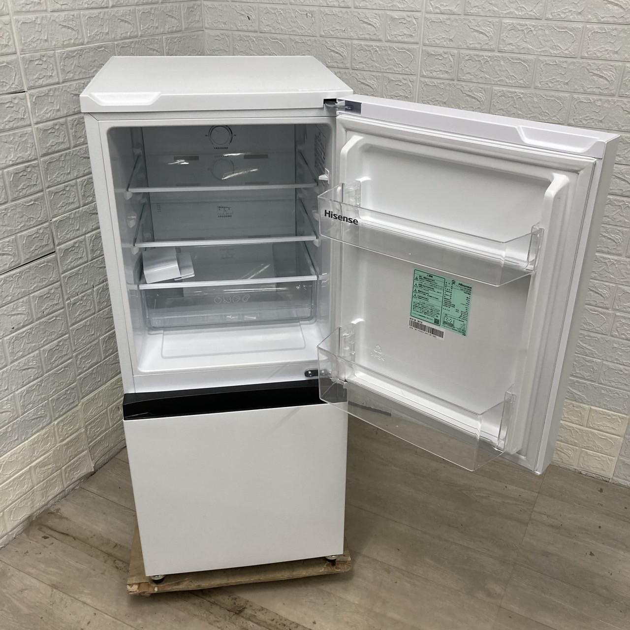 ハイセンス HR-D13E3W 2024年製 135L 冷蔵庫 【全国発送対応】