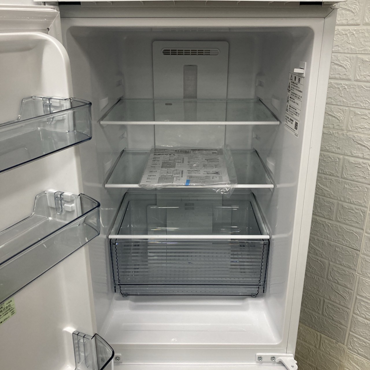 シャープ SJ-D18J-W 2023年製 179L 冷蔵庫【全国発送対応】