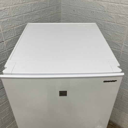 シャープ SJ-15E8-KW 2020年製 152L 冷蔵庫【全国発送対応】