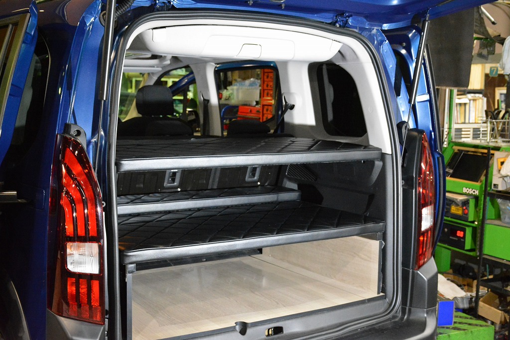 ベルランゴ、リフター純正agreベッドキットシステム【5人乗り用