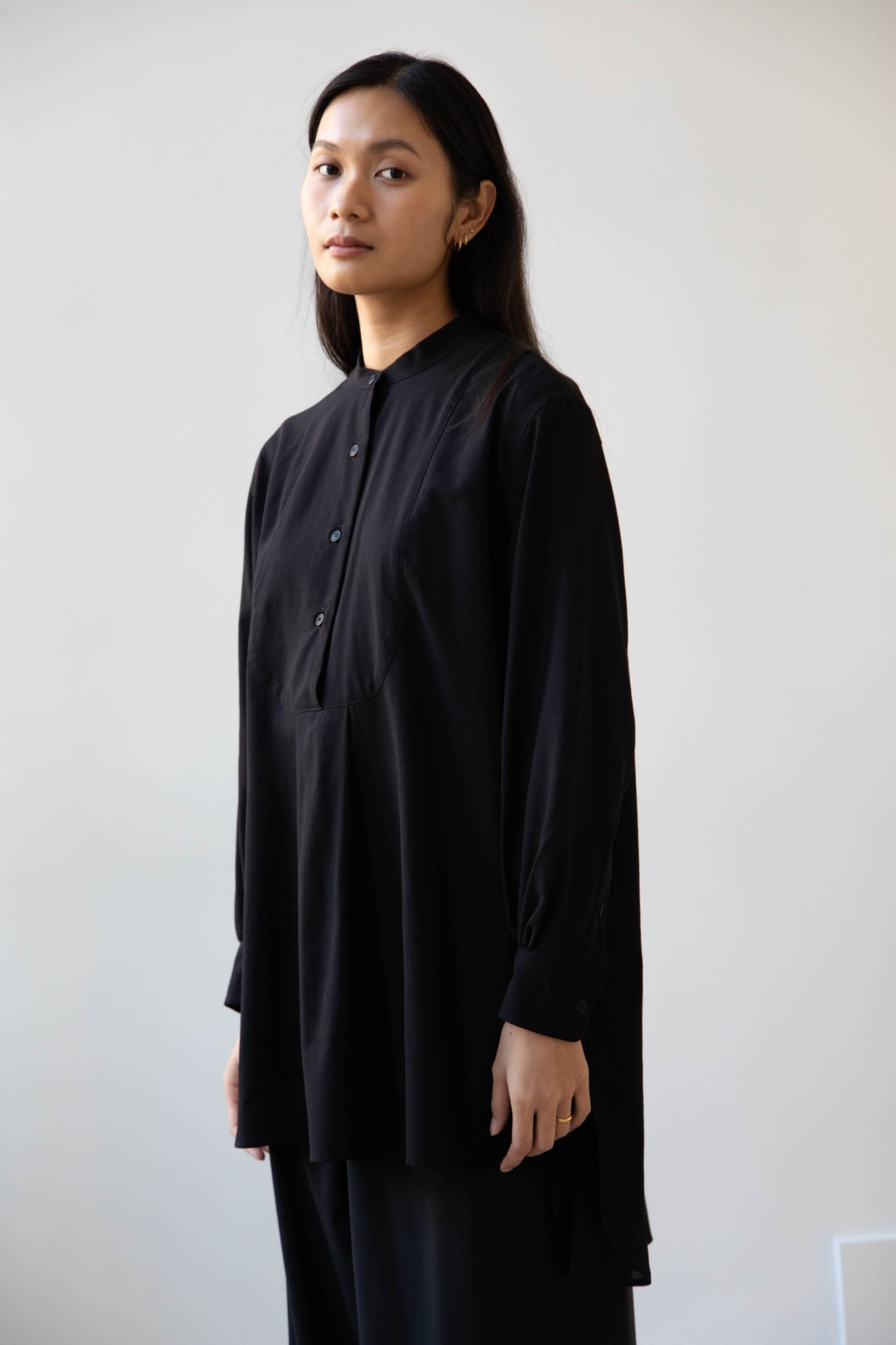 rennes — Casey Casey | Operetta Shirt in Black Tropical Wool