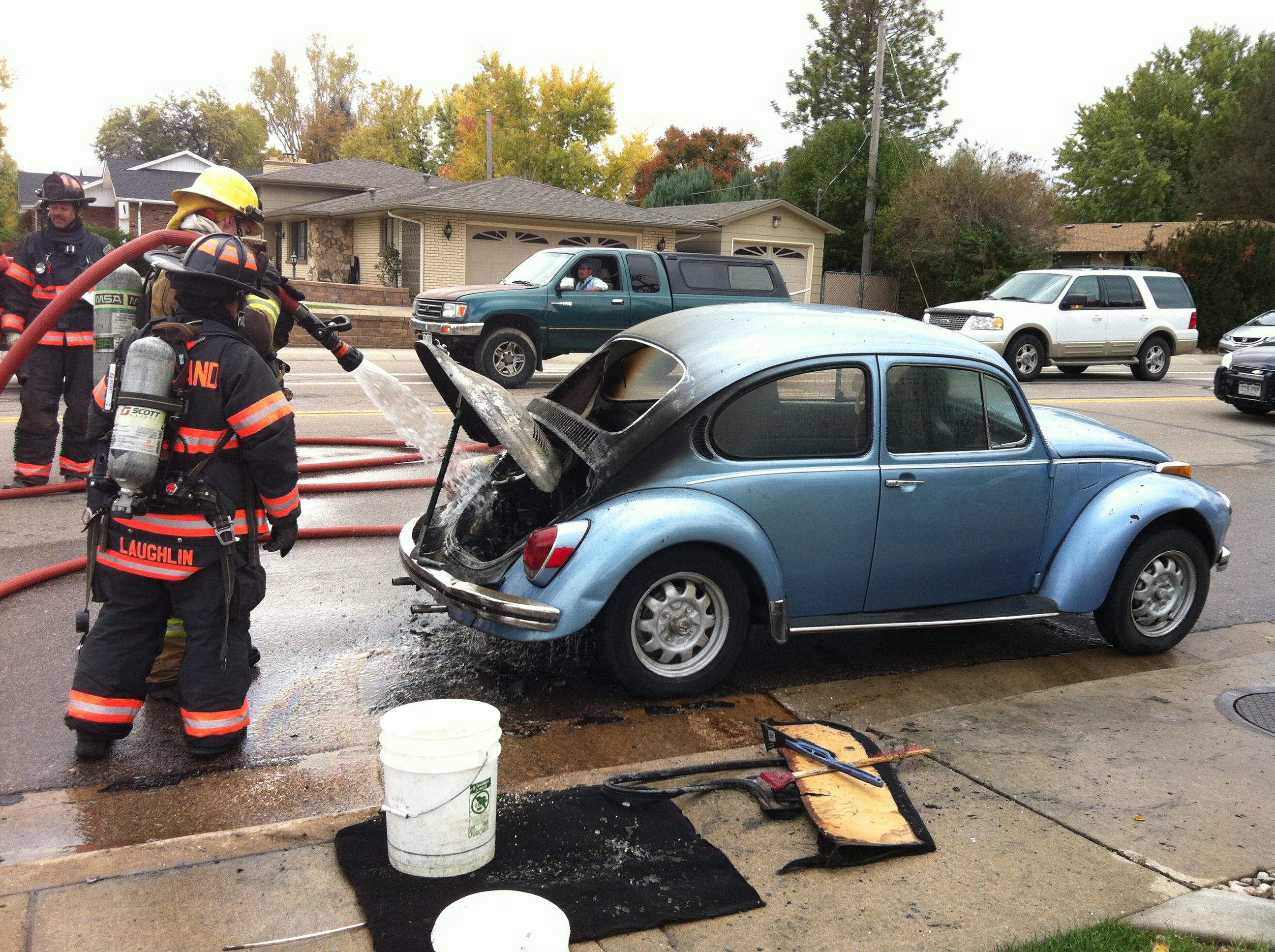 Classic VW Bug catches fire in Loveland – Loveland Reporter-Herald