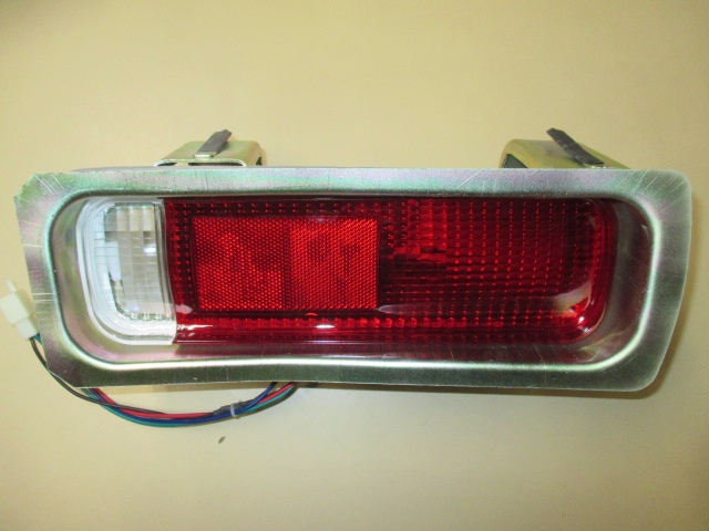 ハコスカ 44年式 テールランプ 左右セット | レストアパーツ.com®