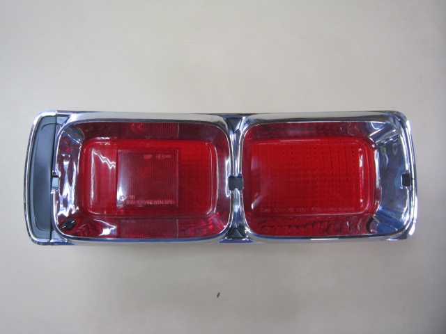 ハコスカ後期 GT-R テールランプASSY(ランプユニット、ピース付き