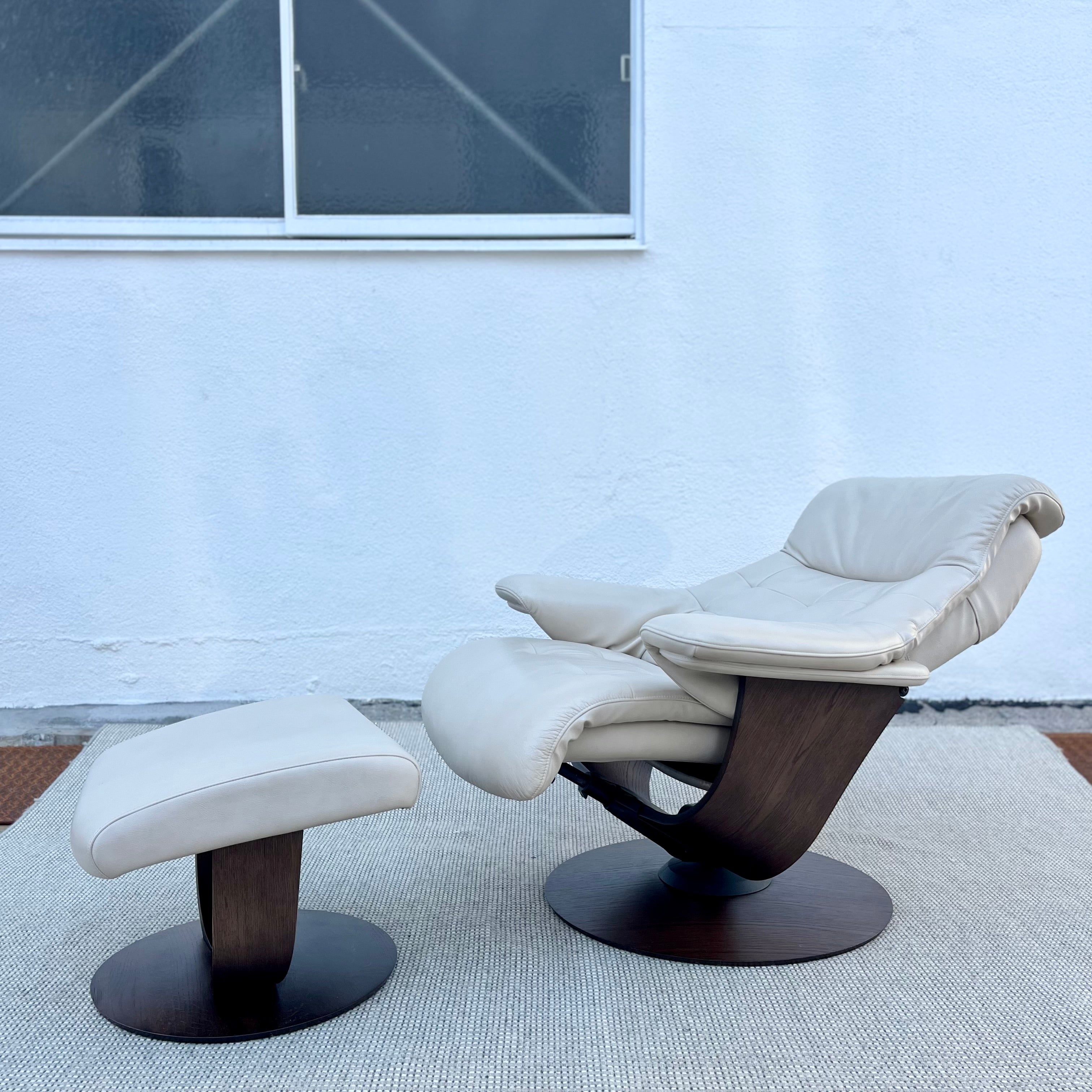 カリモク家具 ザ・ファースト リクライナー オットマンセット RU7200 S