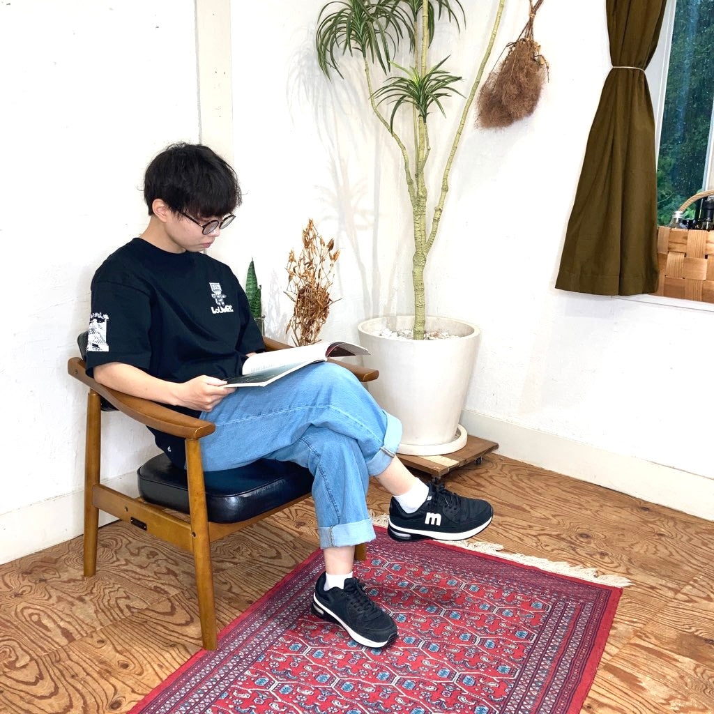 カリモク60 / karimoku Dチェア アームチェア スタンダードブラック 1